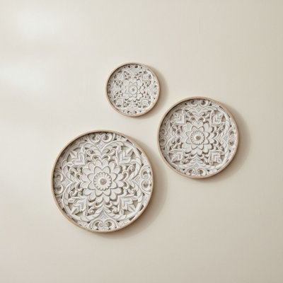 Floral Round Carved Wood Wall Art