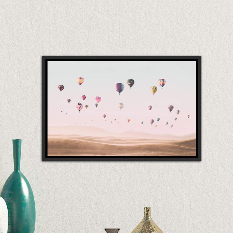 « air balloons », photographie, H 18 po x l 26 po x P 1,5 po, Toile avec cadre noir