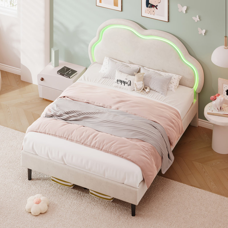 Metal Bed, White