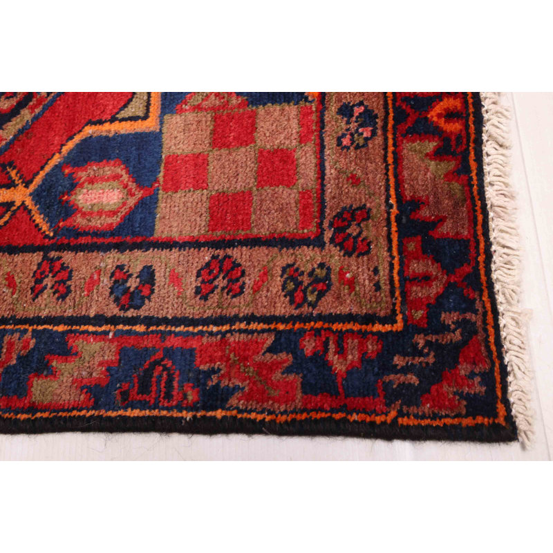 Tapis bleu marine Antalya 4 pi 0 po x 6 pi 5 po
