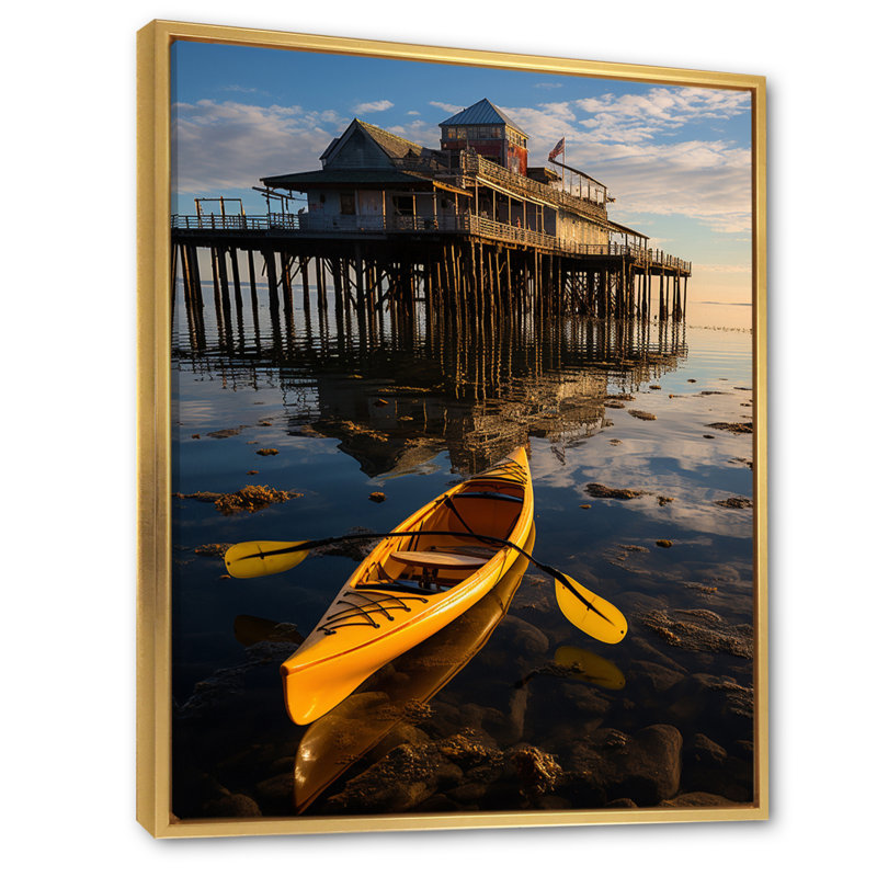 Pier Pier Reflections III sur impression sur toile, Cadre flottant doré, H 20 po x l 12 po x P 1 po