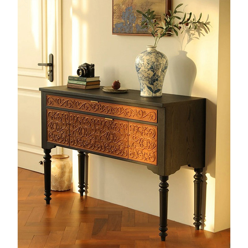 Console rétro en bois sculpté et noir avec relief floral, H 33,46 po x l 55,12 po x P 14,96 po