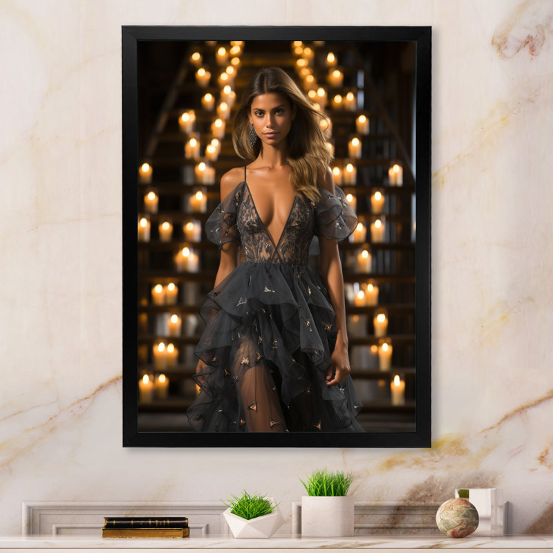 Élégant modèle féminin II - impression sur toile tendance, H 32 po x l 16 po x P 1 po, Cadre photo noir simple