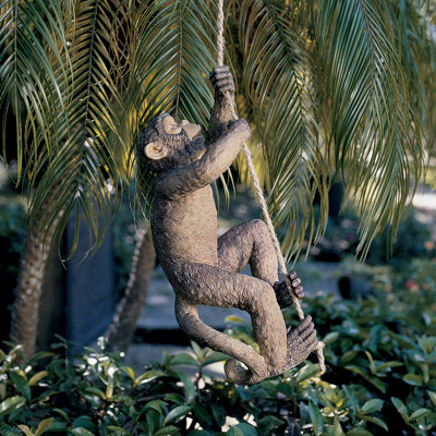 Statue de singe Makokou l'escalade