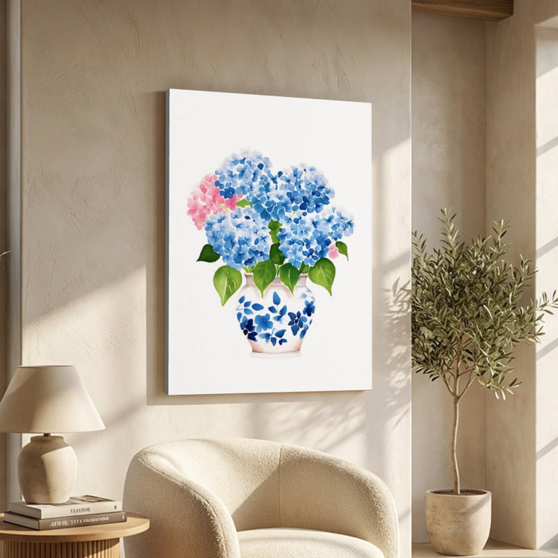 Bouquet d'hortensias dans un vase bleu et blanc avec aquarelle nature morte sur toile tendue - H 36 po x l 24 po
