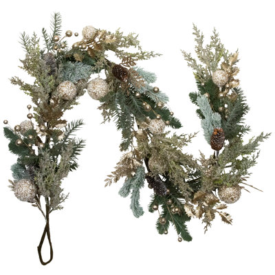 Guirlande de Noël artificielle scintillante avec feuillage mélangé scintillant avec ornements 6 pi x 7 po