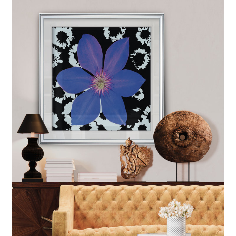 «Black and Bloom III», reproduction de peinture à l'huile, H 27 po x l 27 po x P 1,5 po, Cadre argenté