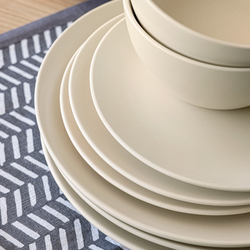 Ivory Semi-Matte Ceramic Dinnerware Set, Service for 4