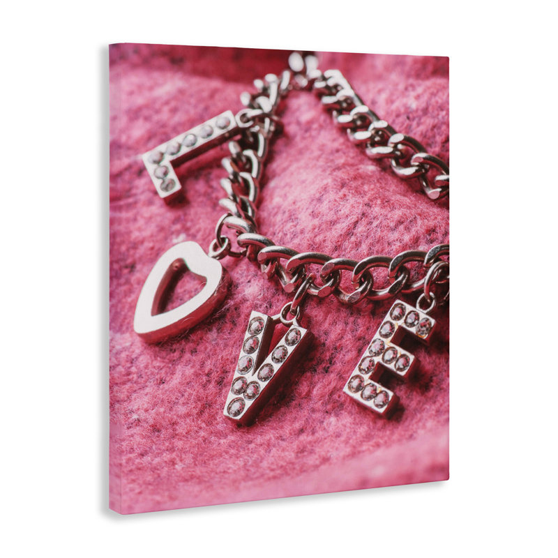 Glam Love Charm, toile par Lil 'Rue, H 20 po x l 16 po
