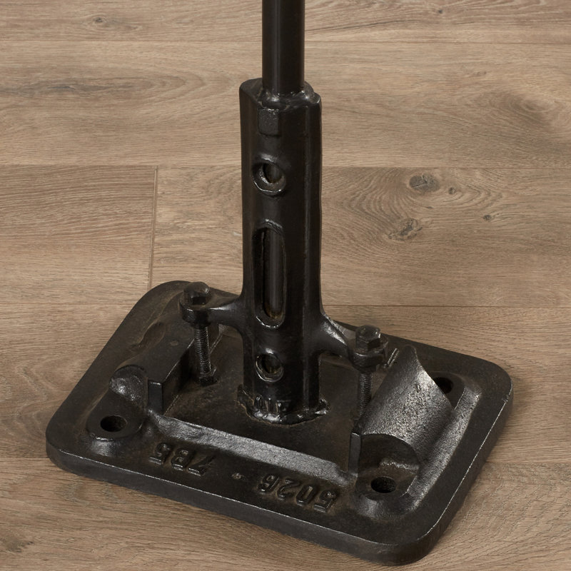 Wemoorland Pedestal End Table
