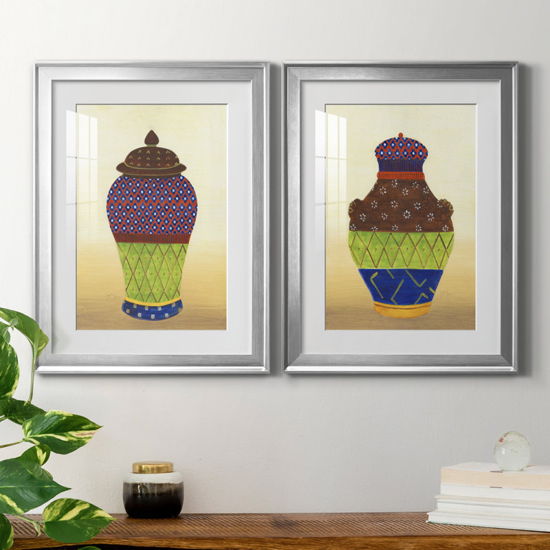«Marrakech Urn I», ensemble de 2 reproductions d'art, H 18,5 po x l 49 po x P 1,5 po, Papier avec cadre argenté, Blanc