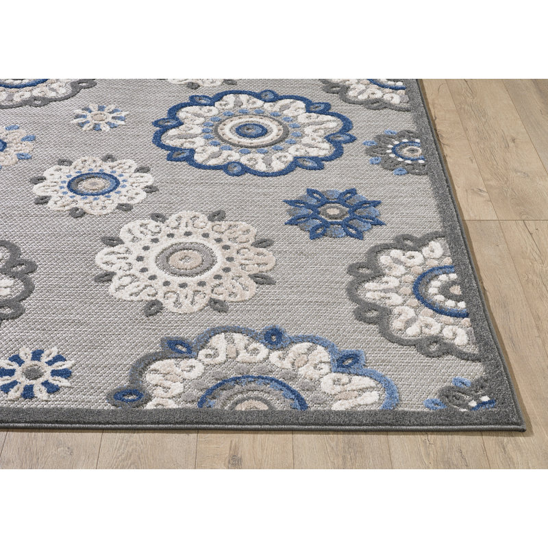 Floral Machine Woven Indoor / Outdoor Area Rug, Gray, Rectangle 6'7" x 9'
