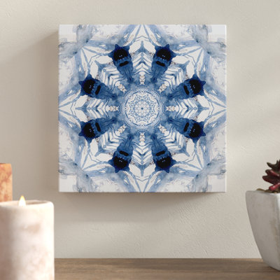 «Indigo Kaleidoscope III», impression sur toile tendue