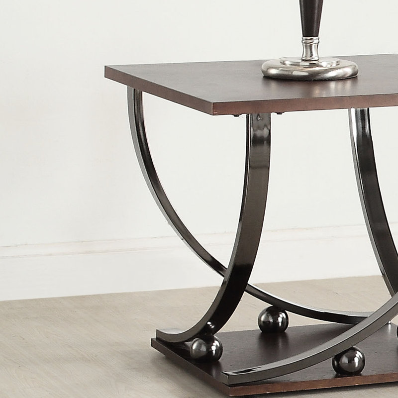 Table de bout moderne en nickel noir avec tablette - plateau de table carré et rangement inférieur de 25,5 pouces