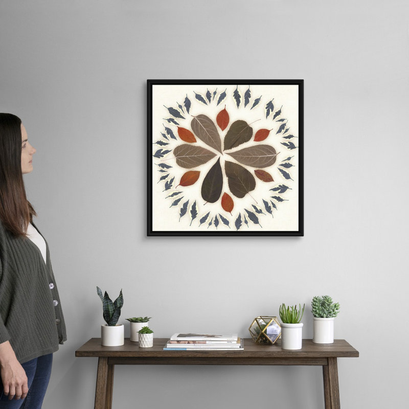 « Couronne II » par Edward Selkirk, reproduction d’art sur toile, H 26 po x l 26 po x P 1,75 po, Cadre noir