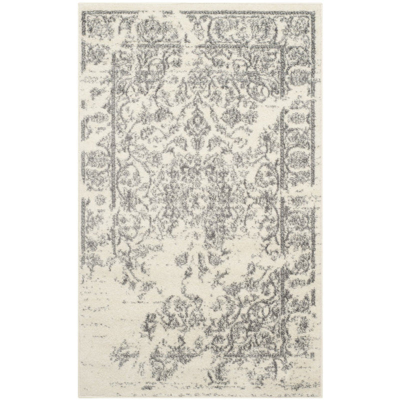 Eslinger Oriental Area Rug, Rectangle 91 x 152 cm