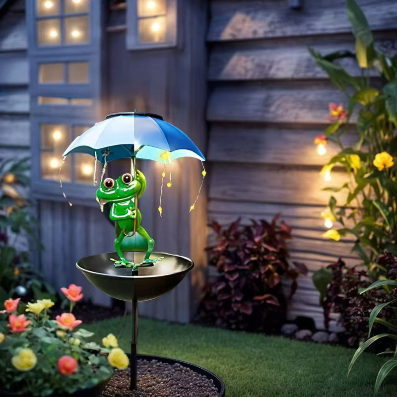 Solar Metal Frog Bird Feeder, Outdoor Garden Decor For Patio Yard Lawn