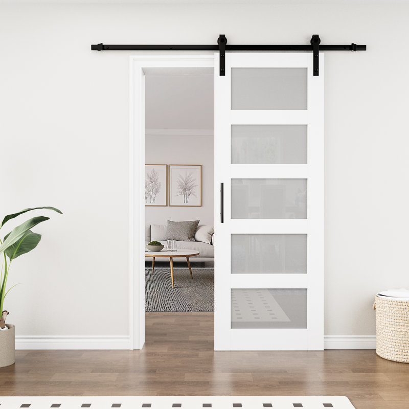 Porte de grange coulissante en bois blanc et panneaux de verre de 213 cm (84 po) de hauteur, avec trousse de quincaillerie d'installation et fermeture amortie.