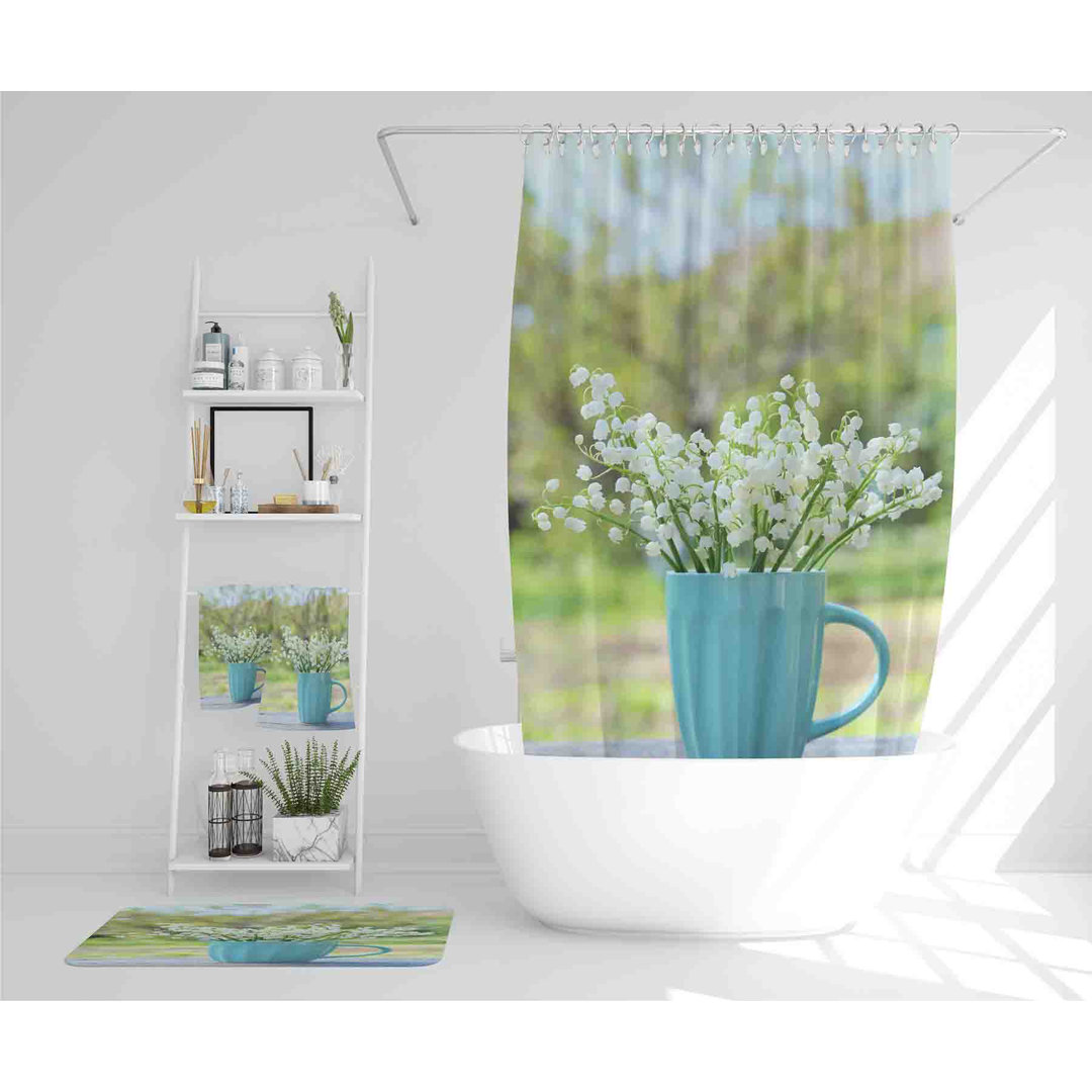 Nekiyah Polyester Shower Curtain Set