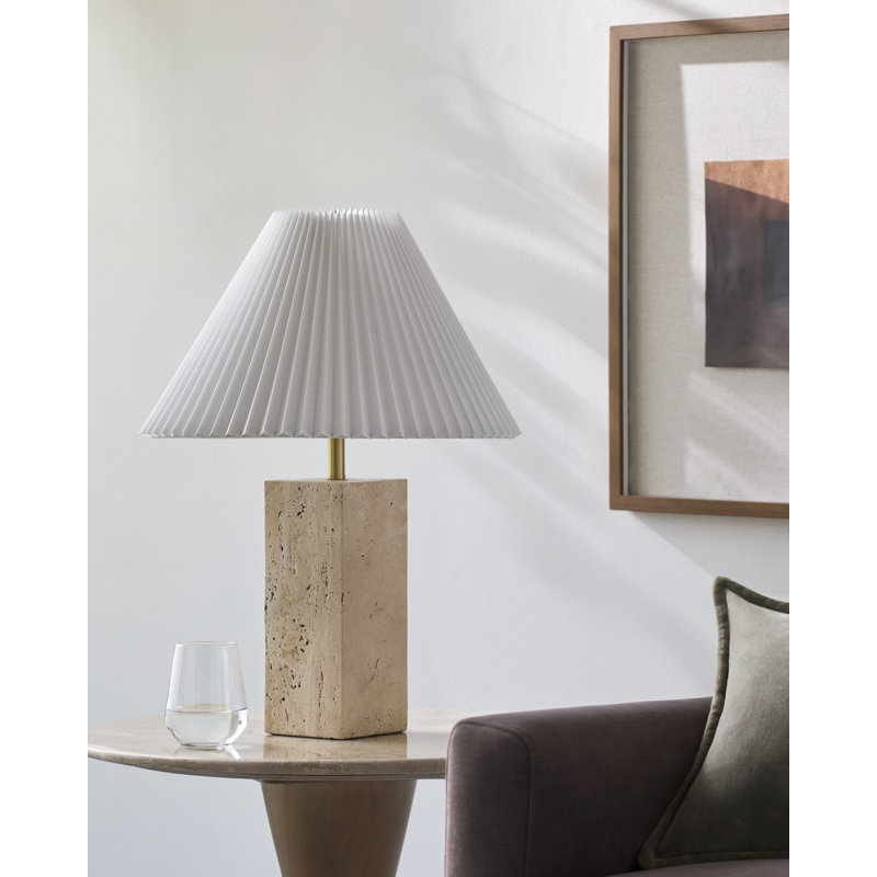 Lampe de table Galey Alix x Livabliss, Plissée, H 22 po x l 16,38 po x P 16,38 po