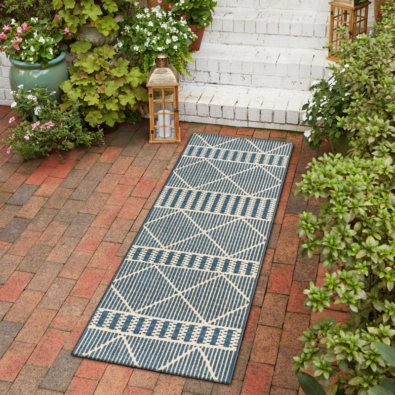 Blue Dalyan Indoor/Outdoor Trellis Rug, Tapis de couloir 2 pi x 6 pi