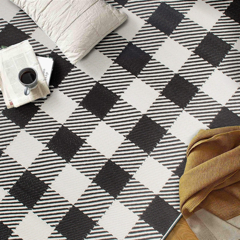 Kaydence Gingham Black/Ivory Indoor & Outdoor Area Rug, Rectangle 7'10" x 10'