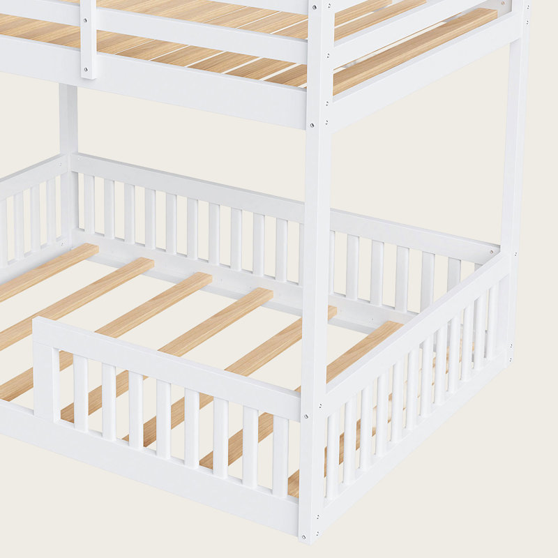 Lit superposé double au-dessus de double en bois massif avec échelle et garde-corps, cadre moderne en bois pour chambre ou chambre d'amis