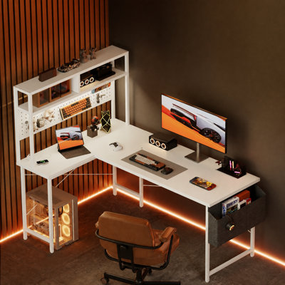 Bureau d'ordinateur en L 51 po avec panneau perforé, bureau de jeu en coin avec lumières DEL et prise de courant, sac latéral, noir