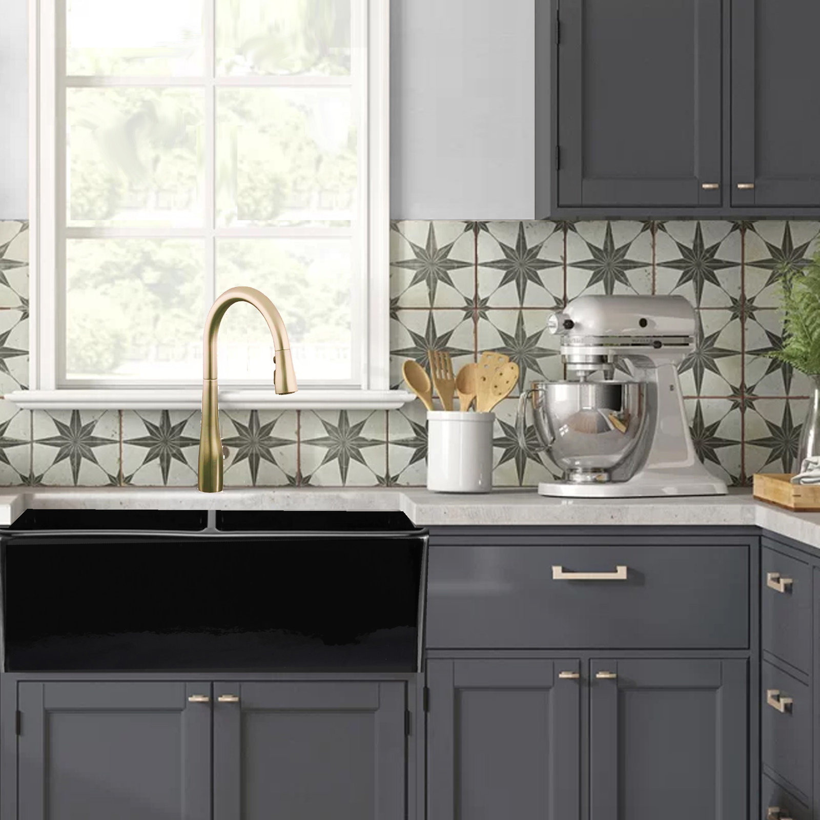 Vineyard 33" Double Basin Farmhouse Sink