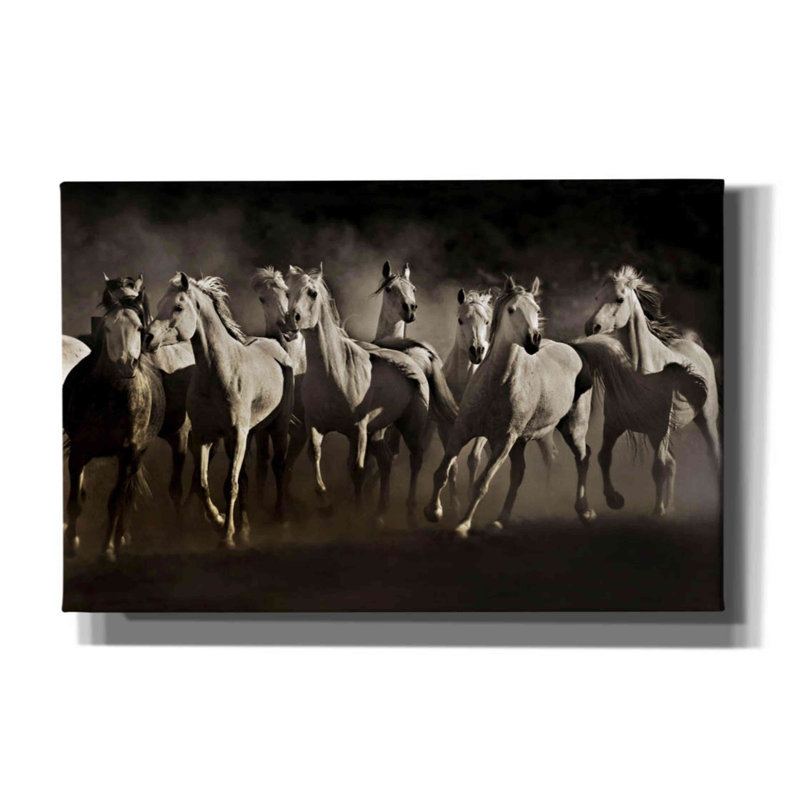 «Dream Horses» par Lisa Dearing, estampe numérique sur toile, H 26 po x l 40 po x P 1,5 po