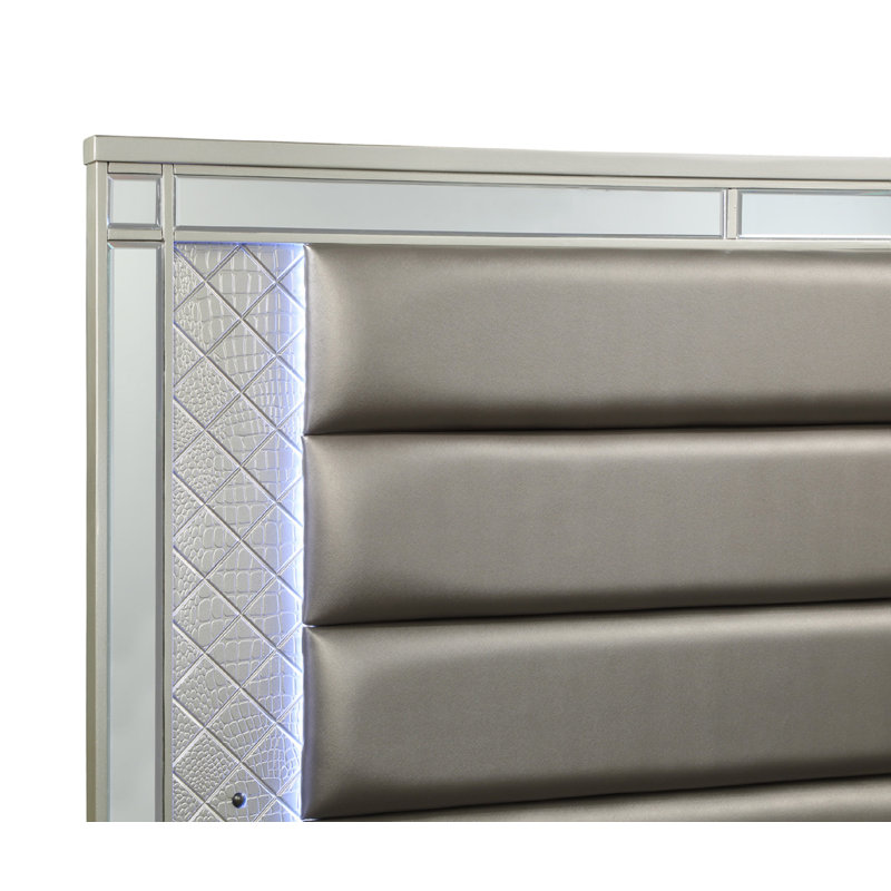 Lit à panneau très grand de style moderne 1pc, superbe finition argentée, éclairage à DEL intégré, lit Channel and Comfort Zone Bed in Luxury Style, Lighting Glamour