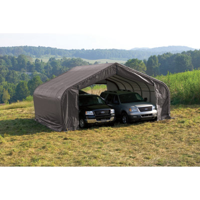22.5' W x 28' D Garage