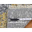 Tapis de passage gris en laine et soie zoroastriennes, nouÃ© Ã  la main, 2 pi 10 po x 6 pi, modÃ¨le Â« Broken Â» 34B33CF1C8EC4AD8B186D55439C608A8