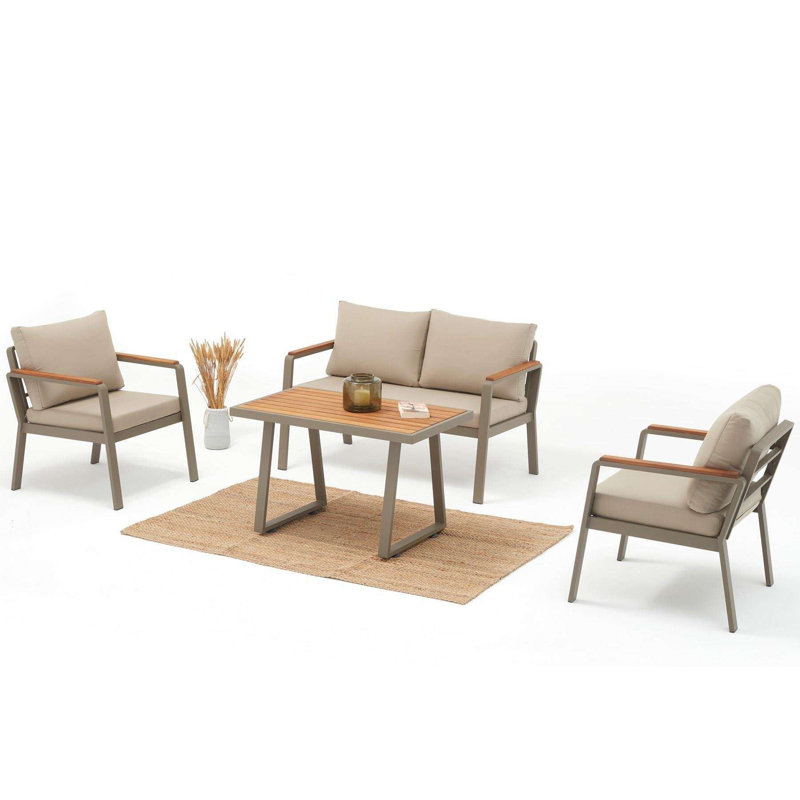 Ensemble de mobilier de jardin