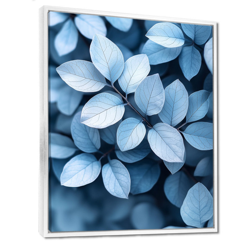Minimalisme bleu fumé feuilles II - feuilles, art mural, H 20 po x l 12 po, Impression encadrée sans passe-partout, Blanc