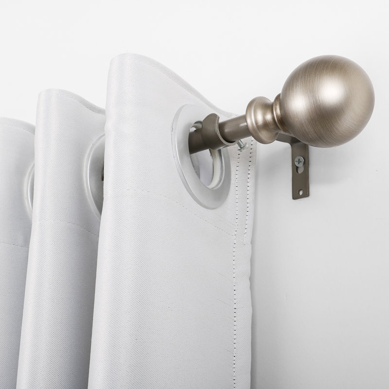 Tringle à rideau simple 3/4 po, H 2,28 po x l 120 po x P 2,28 po, Nickel satiné