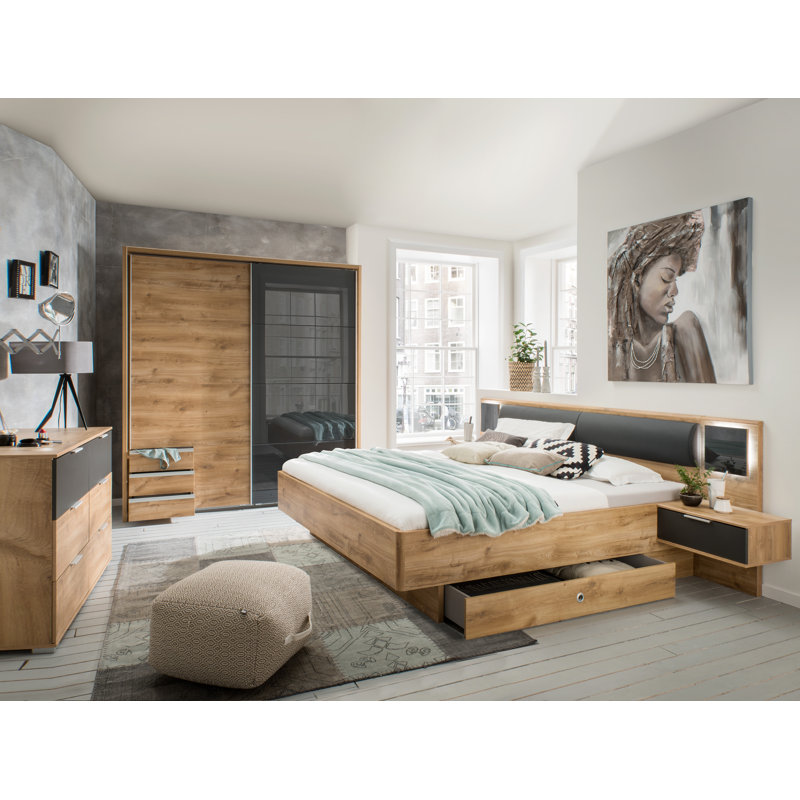 Berngar 228cm Closet System, Plank Oak