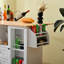 Chariot de rangement mobile pour cuisine avec abattant, 2 tiroirs, boîte de porte, porte-serviettes, support à épices, blanc, bois d'ingénierie à haute densité, plateau de table sur roulettes de 30,13 po de largeur, armoire, blanc