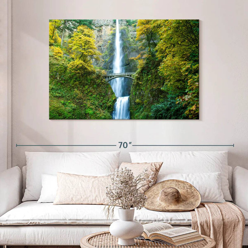 Alvord Multnomah Waterfall Scenery