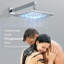 Tête de douche chromée à DEL 12 po