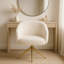 Fauteuil blanc Constante avec pieds dorés
