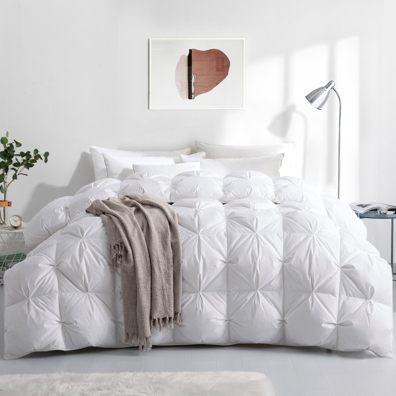 Twin White Goose Down Comforter with Cotton Cover