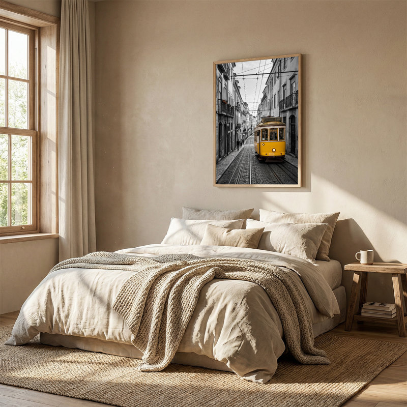 Art mural sur toile jaune et jaune sur une rue pavée, 24"H x 18"W
