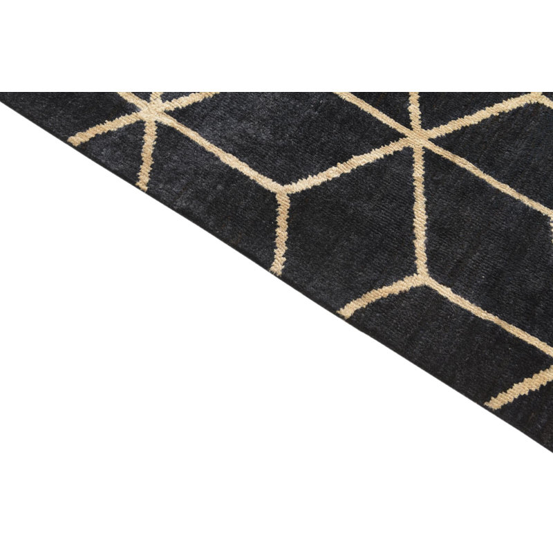 Tapis noir 7 x 10 Pham