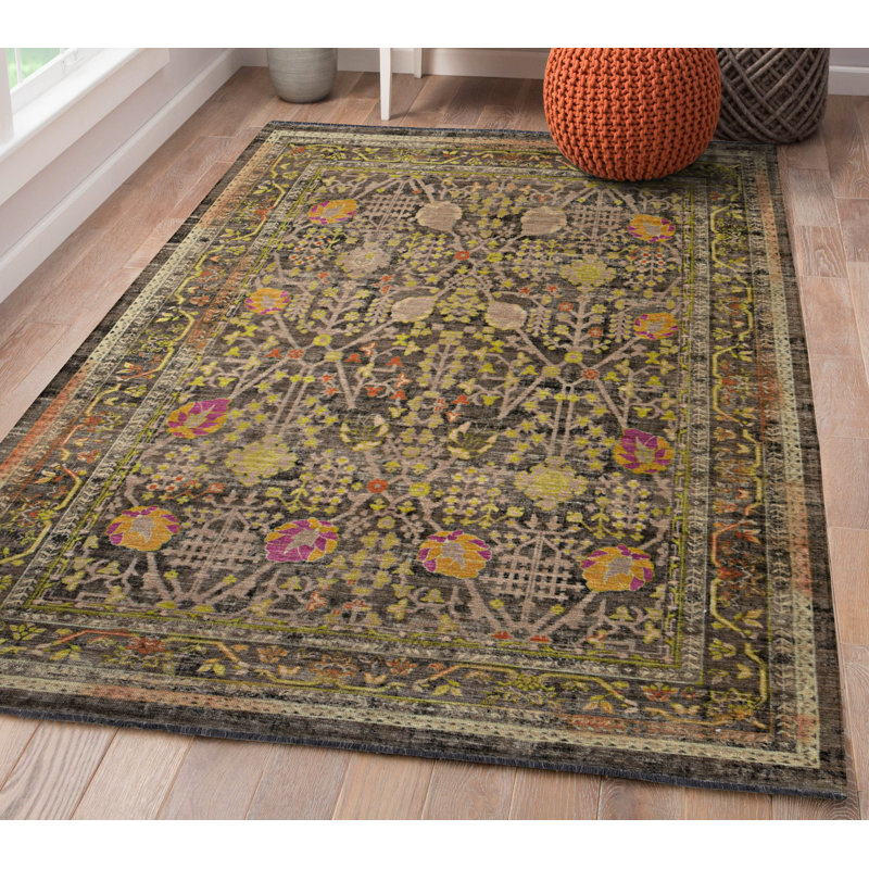 Laurel Conor-James Black And Green Accent Rug, Rectangle 5' x 7'