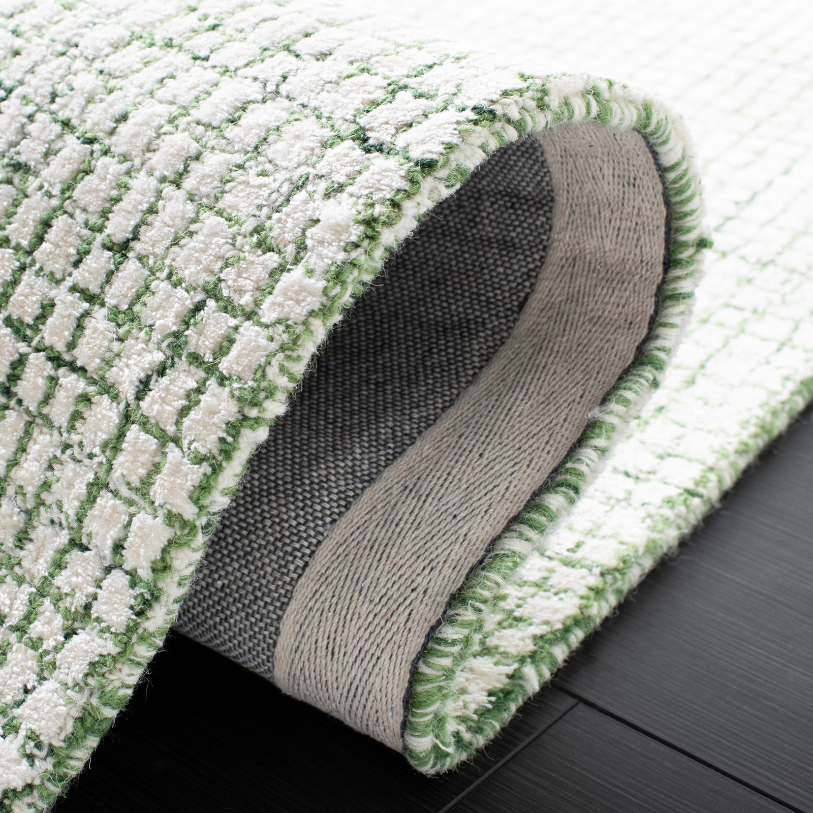 Rowe Handmade Tufted Ivory/Green Rug, Rectangle 9' x 12'