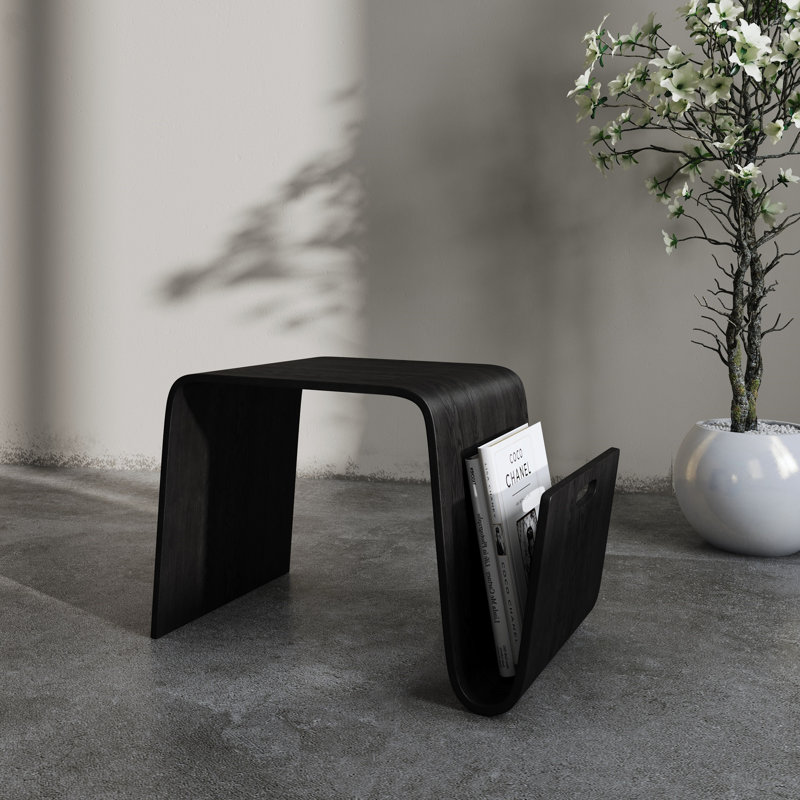 Table de bout en noir