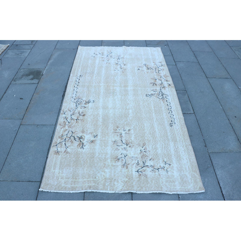 Tapis rétro en laine à motif tribal rétro d'inspiration turque Anatolian