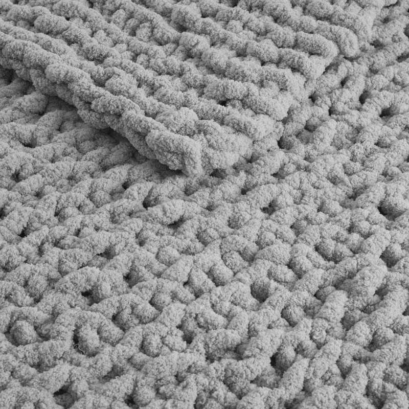 Jeté en chenille, Gris