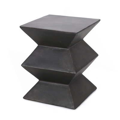 Geometric Pedestal End Table With Lightweight Concrete, Perfect For Modern Outdoor And Indoor Spaces